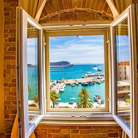 Riva - The Heart Of Palace 公寓