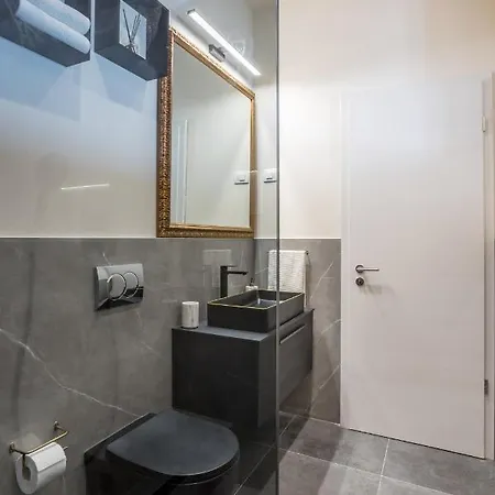 Apartment Riva - The Heart Of Palace